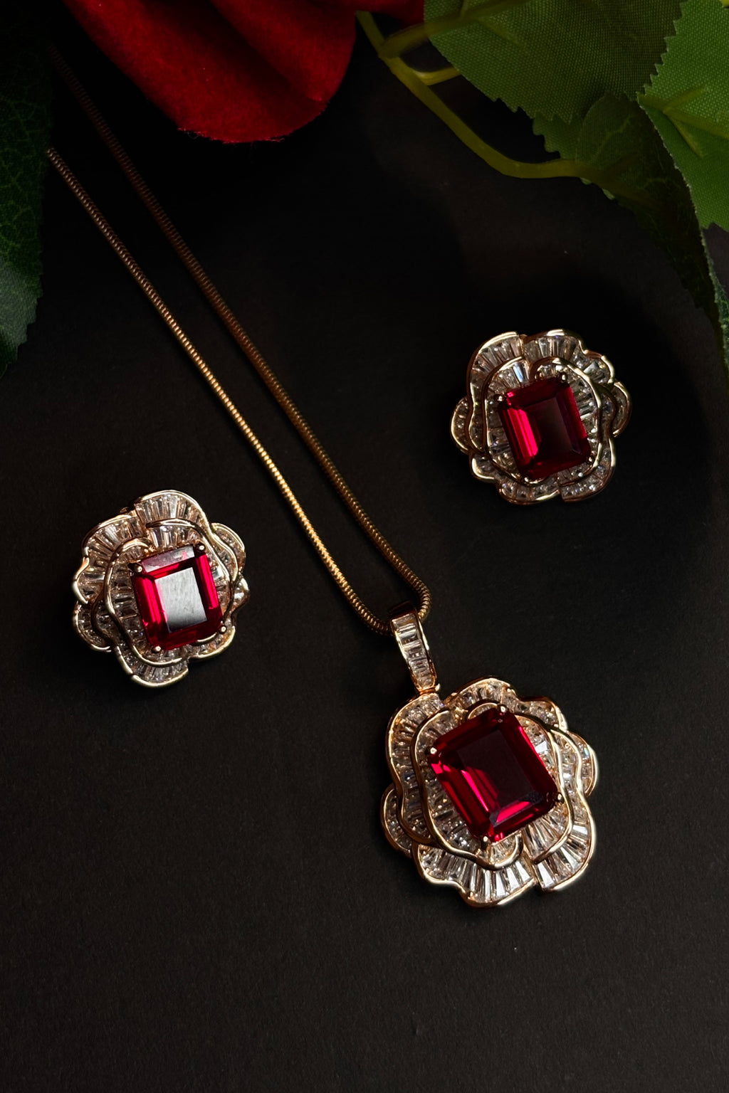 Aria Pendant Set