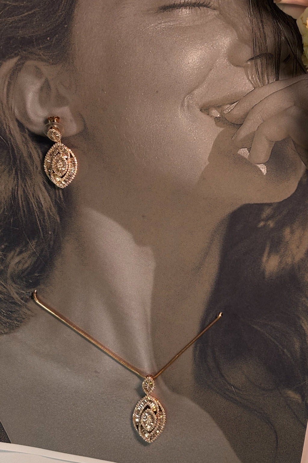 Charlotte Pendant Set